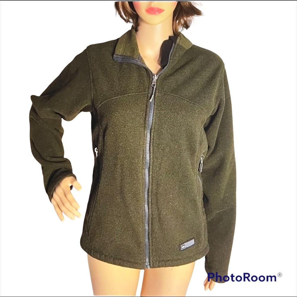 EUC Recreational Equipment Inc. jacket with zippered pockets